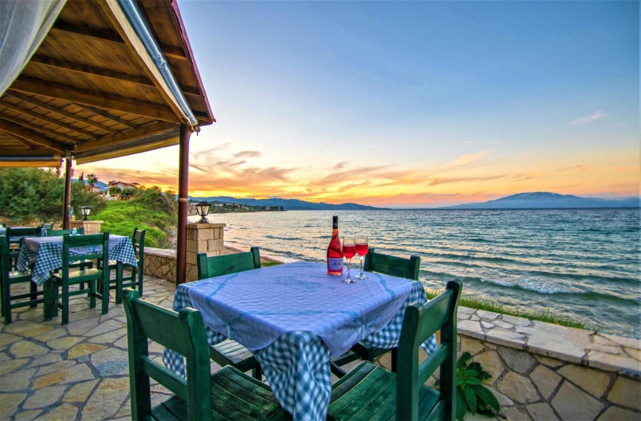Apartment Psarou Amoudi