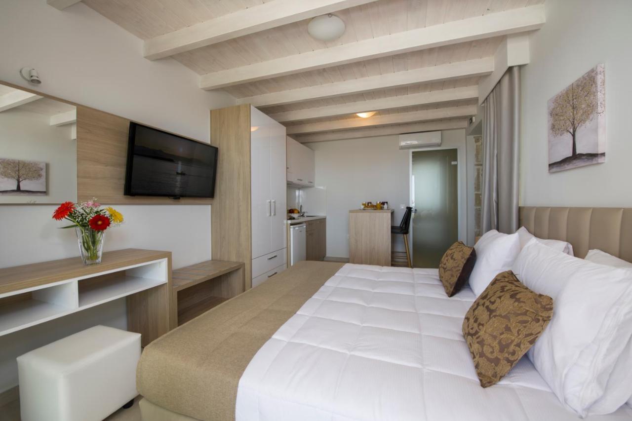 Aparthotel Petras
