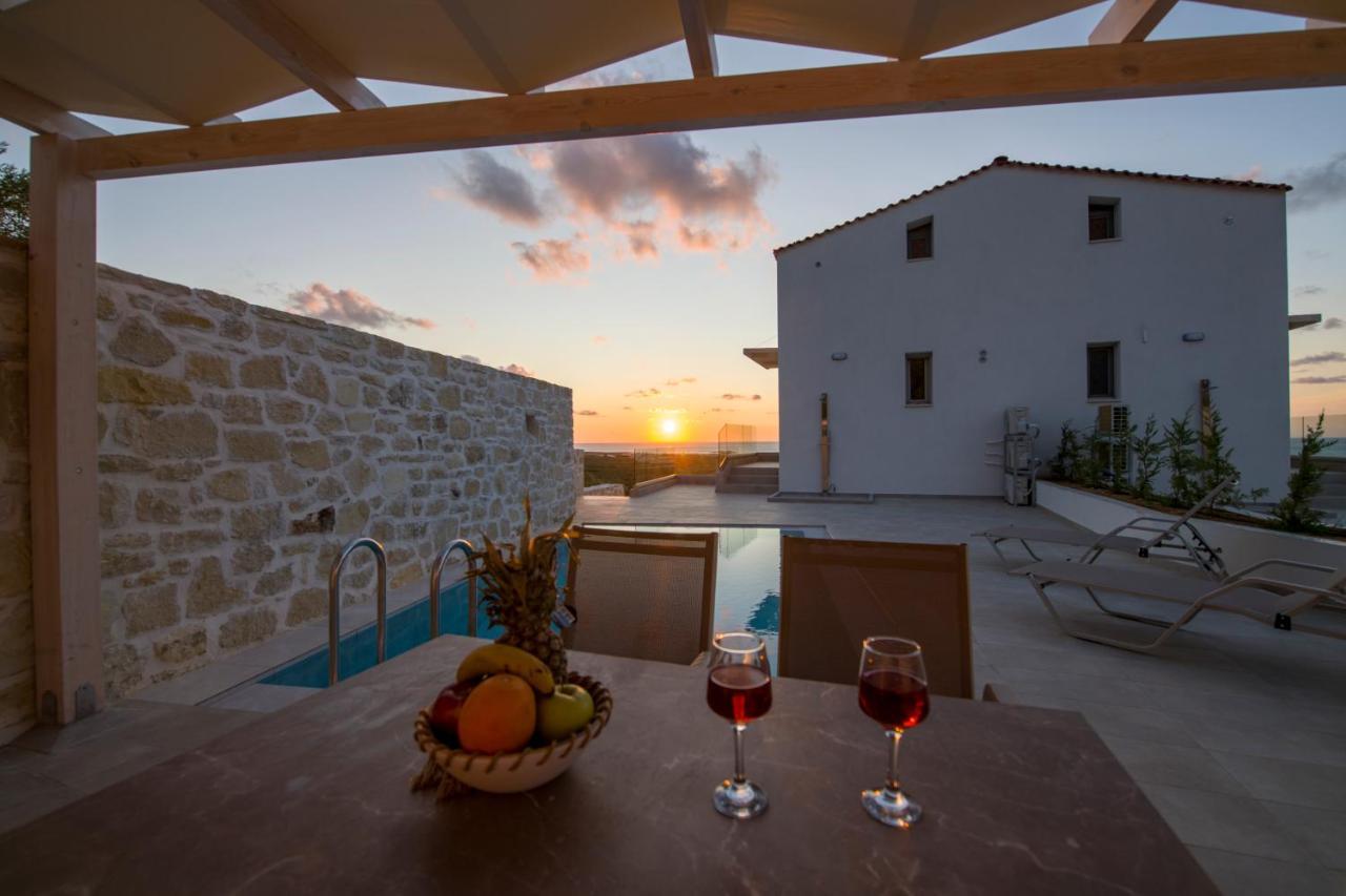 Aparthotel Petras *