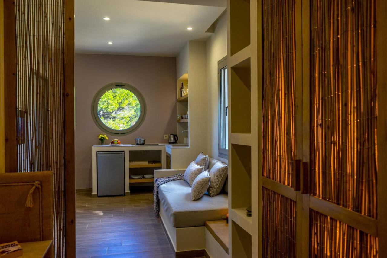 Forest Skiathos Apartment Troulos