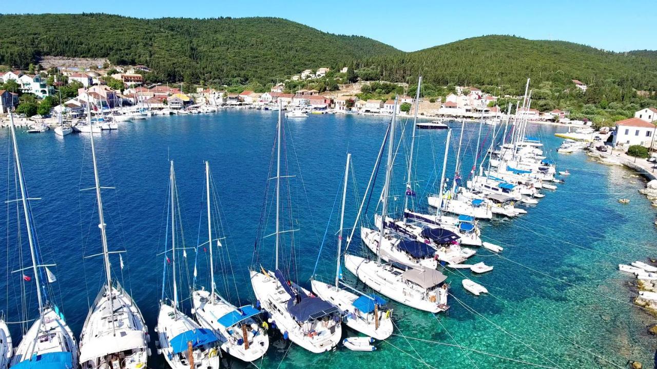 Vassilis Villa *