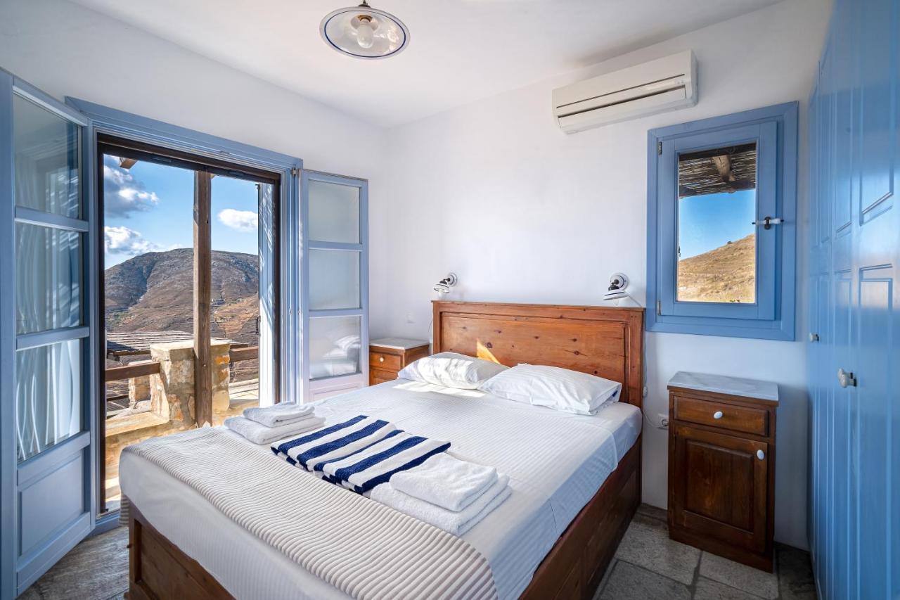 Villa Serifos Houses Diasella Kentarchos