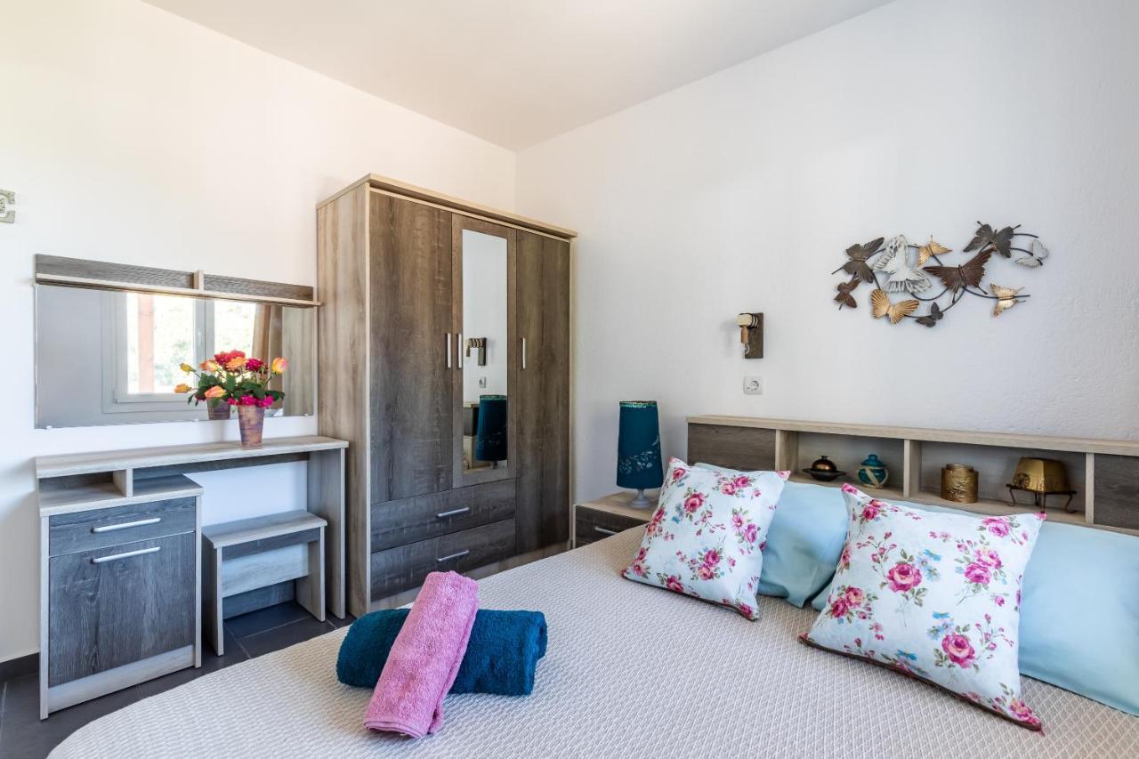 Watermill Villa *