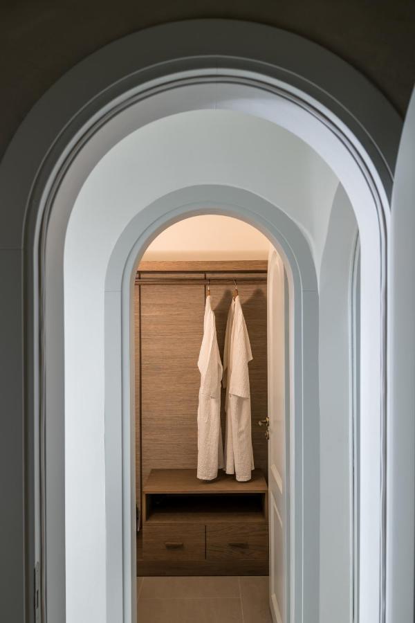 Aparthotel Enigma Fira (Santorini)