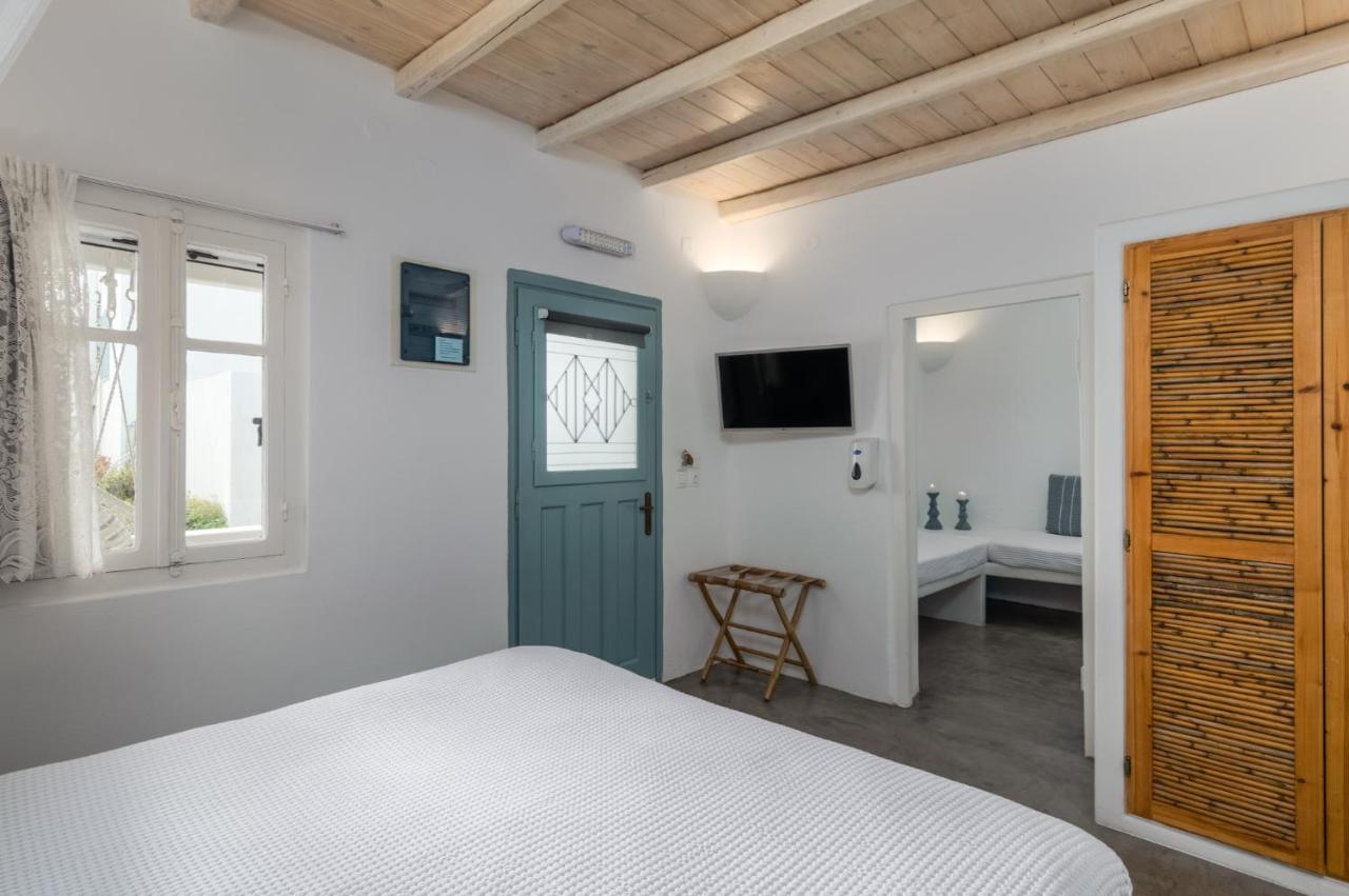 Holiday home Small Beach House Pollonia