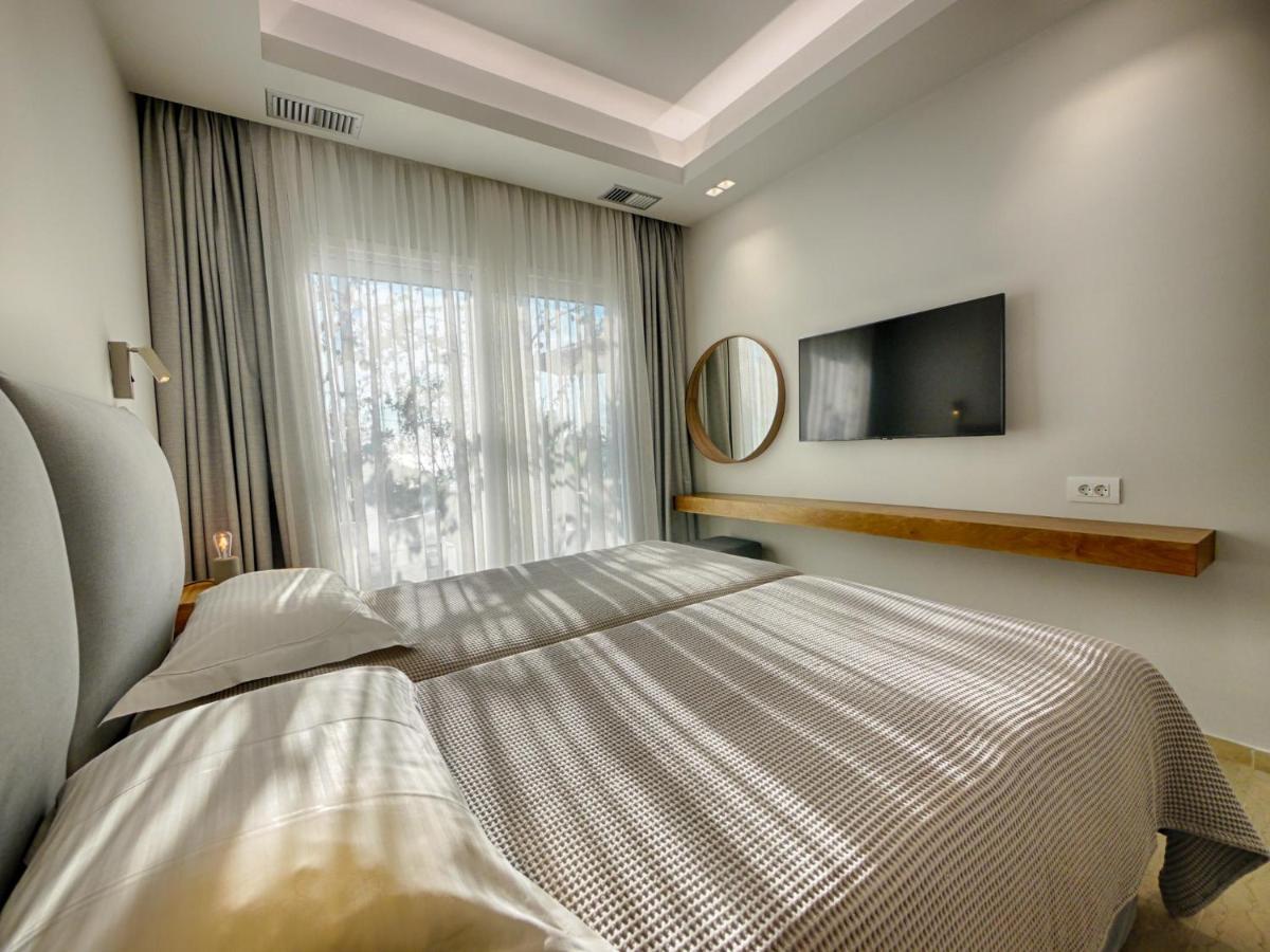 Vistonia Apartment