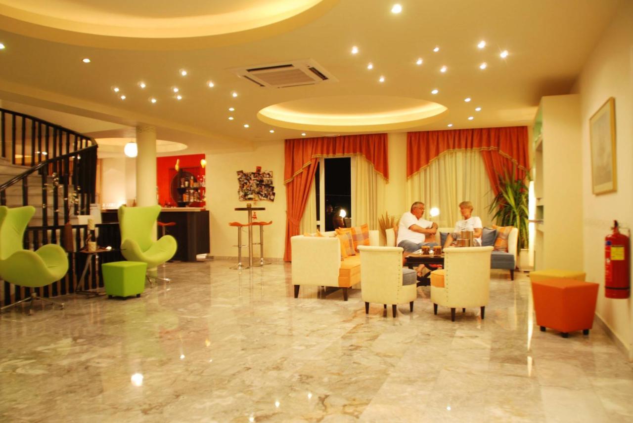Hotel Ermioni 2*