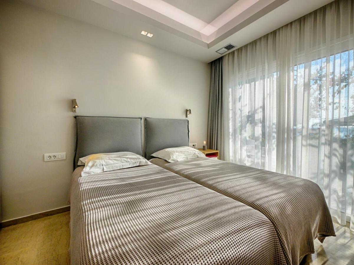 Vistonia Apartment *