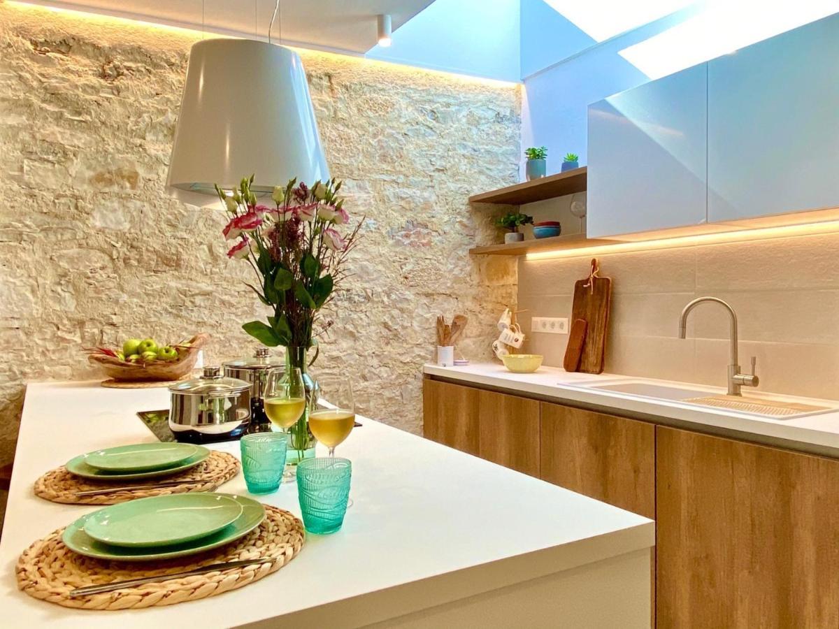 Villa Eva With Private Pool By Dadovillas Agni