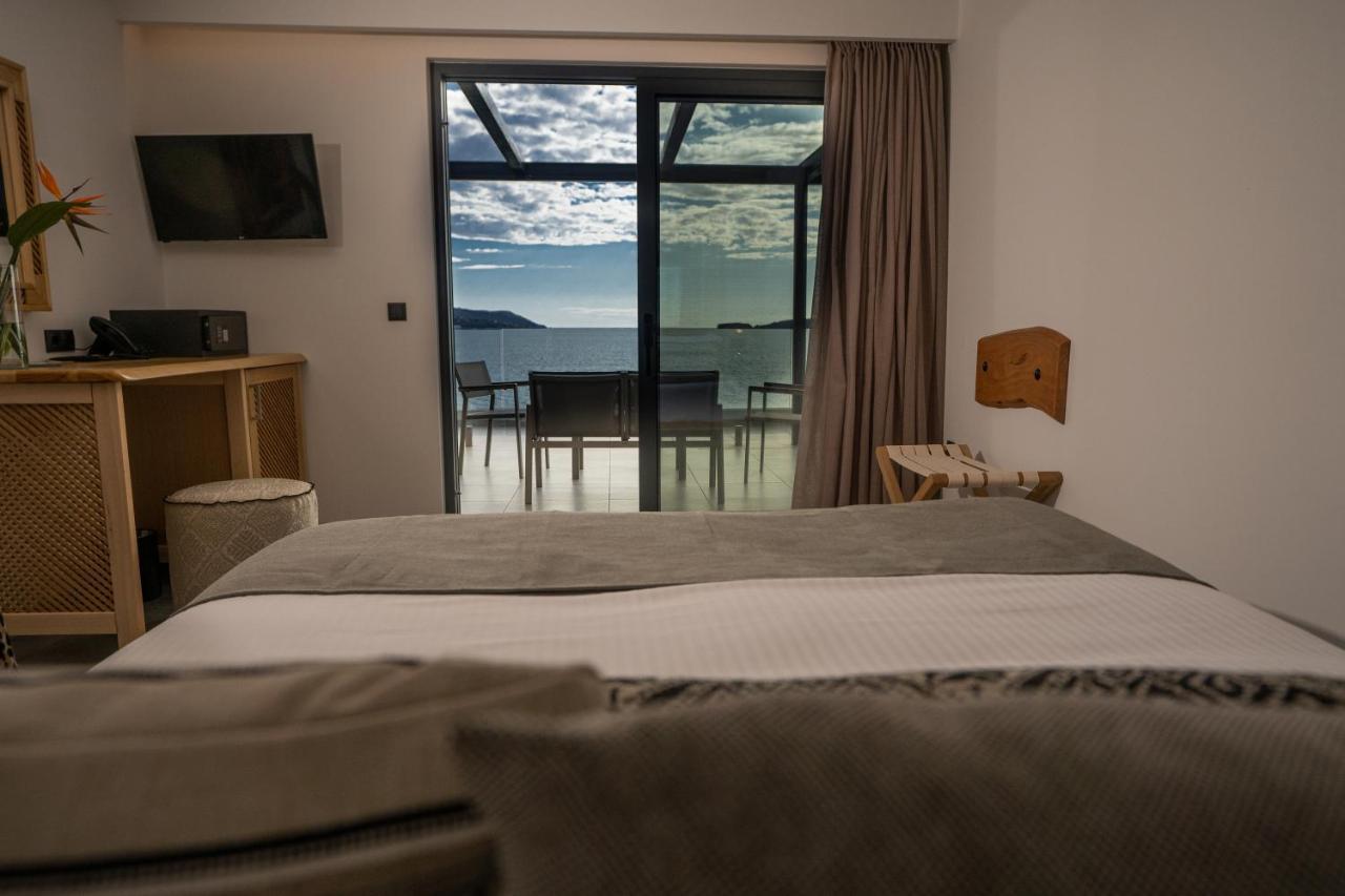 Zoe Seaside Hotel