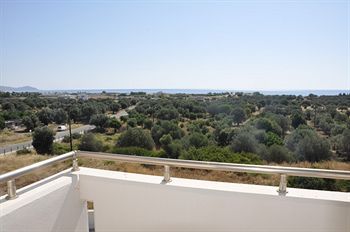 Daniel Luxury Aparthotel 4*