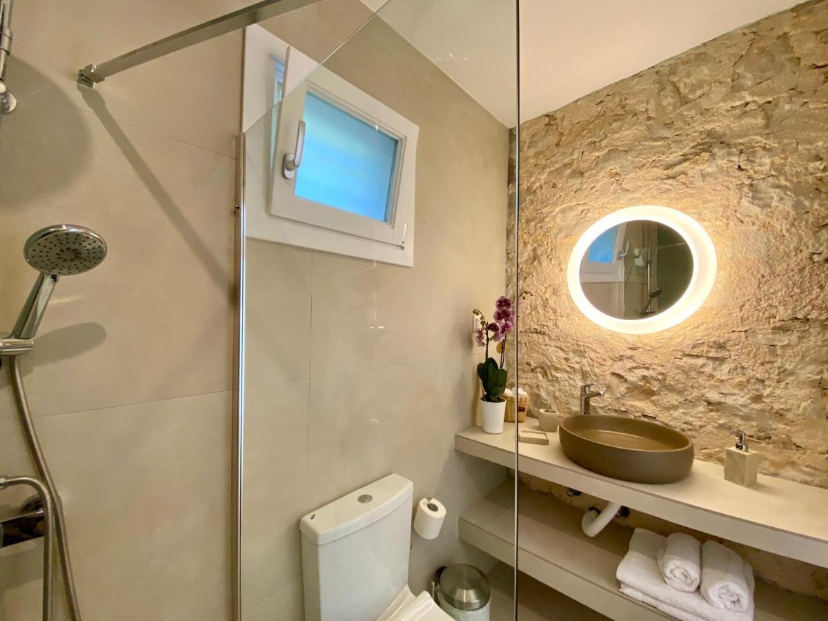 Eva With Private Pool By Dadovillas Villa Agni