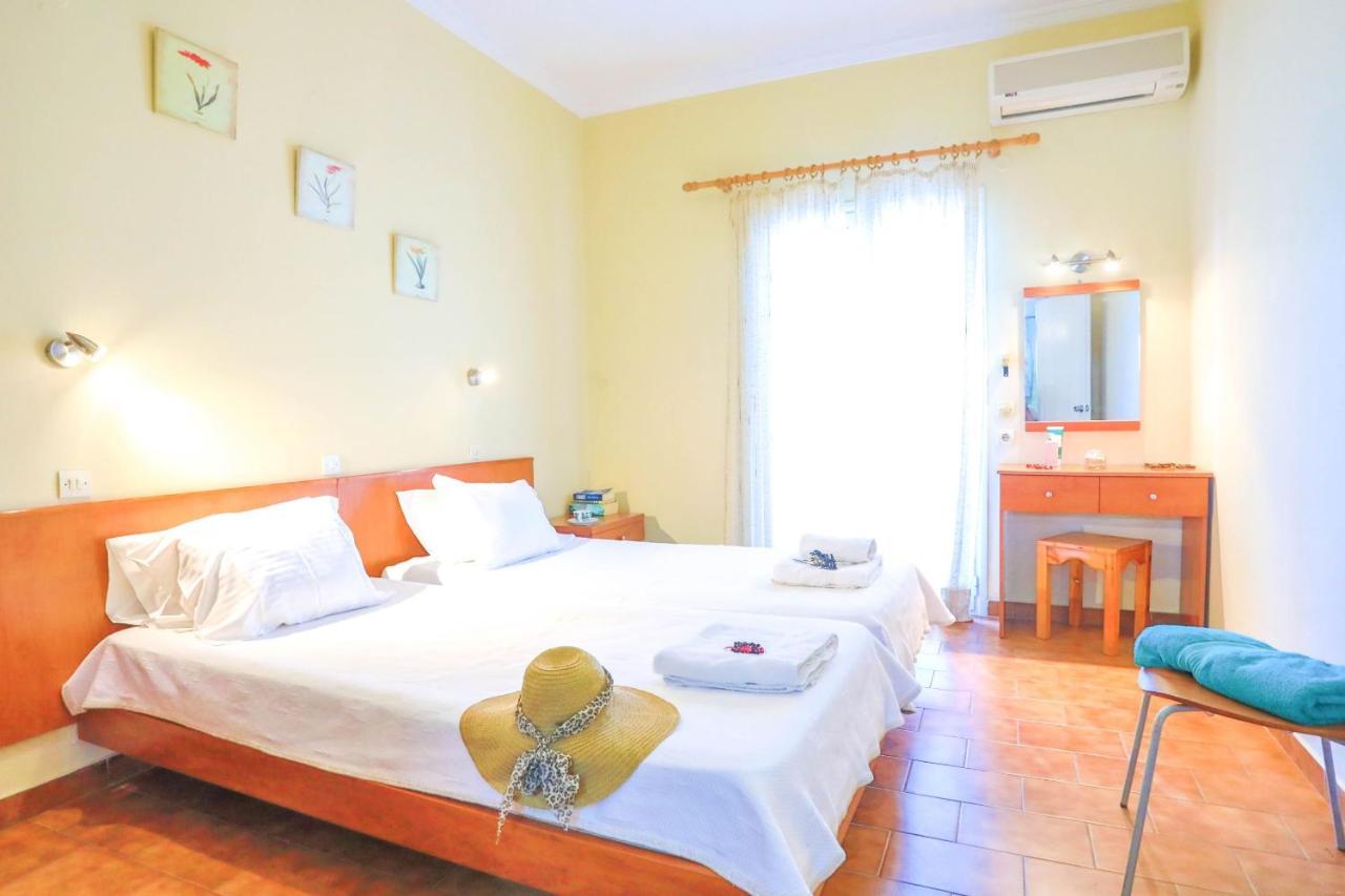 Zouli Athina Kalami (Corfu)