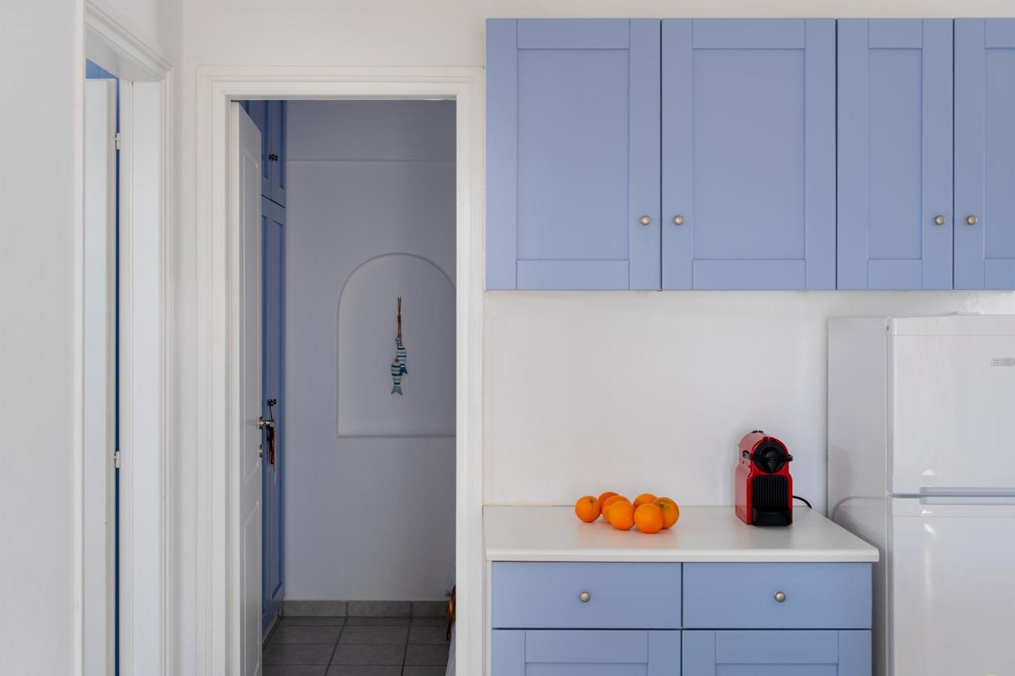 Ilios Home, Walking Distance From Logaras Sandy Beach, Paros Apartment *