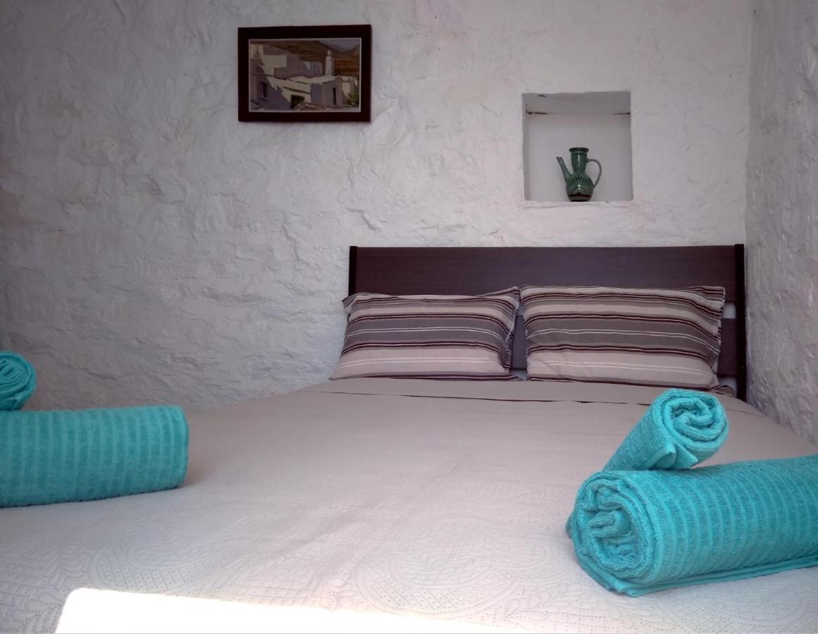 Stunning House In Sifnos Island Chrisopigi *