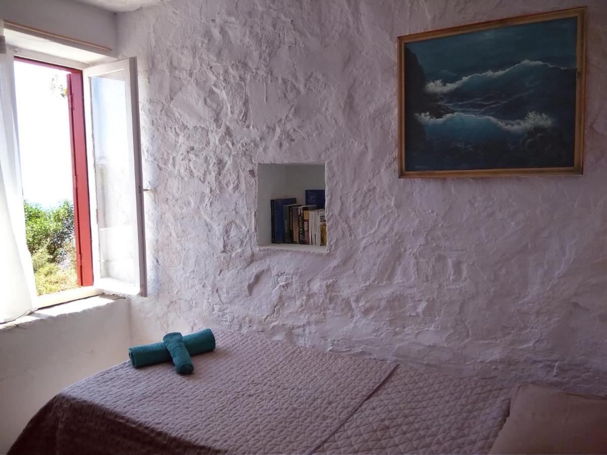 Stunning House In Sifnos Island Chrisopigi * Chrisopigi (Sifnos)