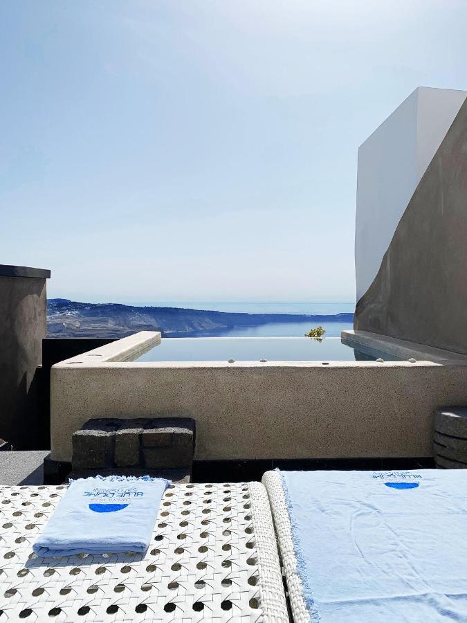 Villa Luxury Blue Dome Santorini