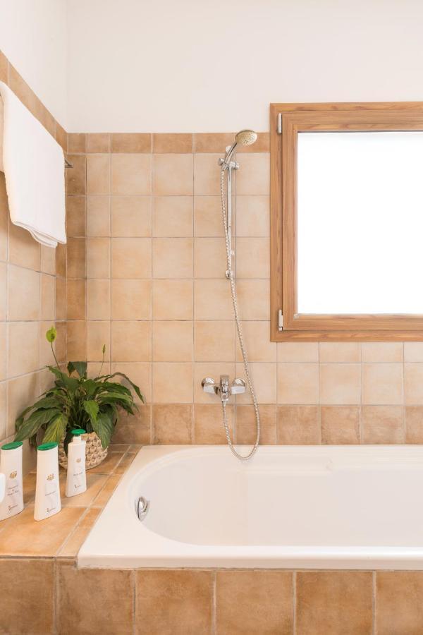 Villa Yellow Stone By Rodostamo Collection Kassiopi