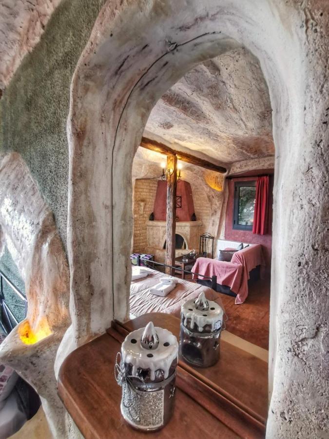 Guest house Anemoessa *