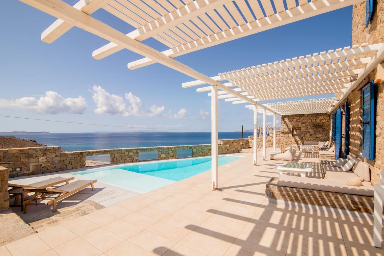 Choulakia Villa *