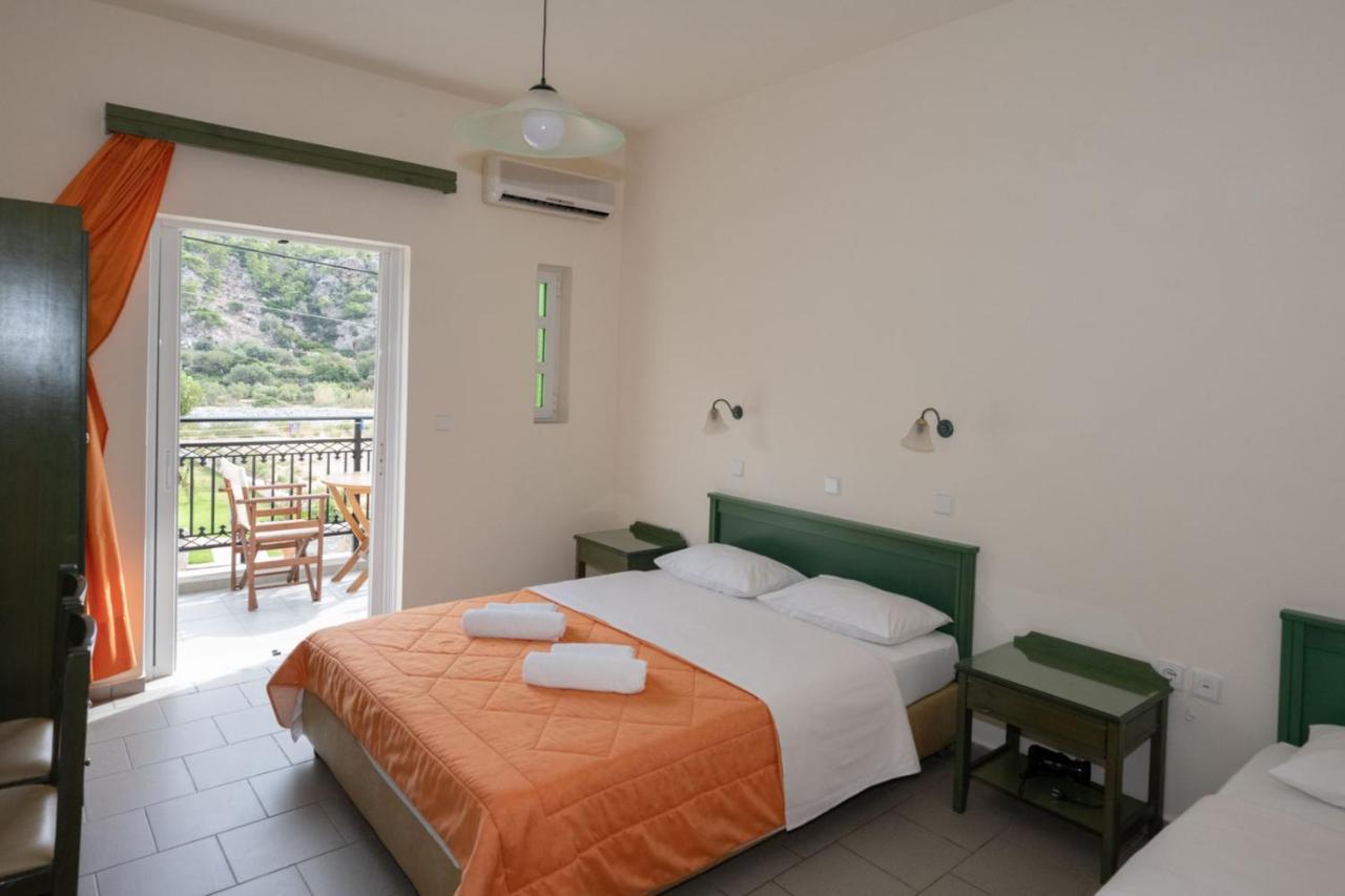 Apartment Aretousa *
