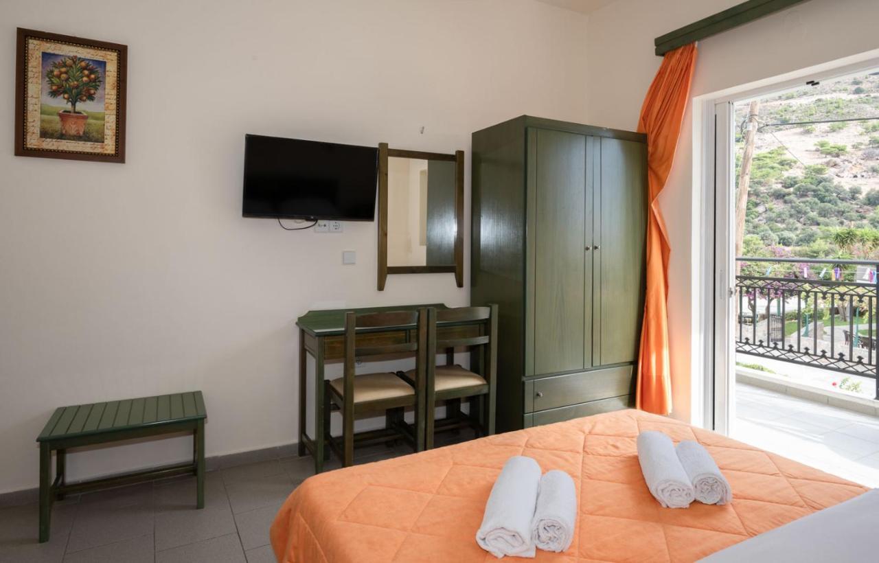 Apartment Aretousa *