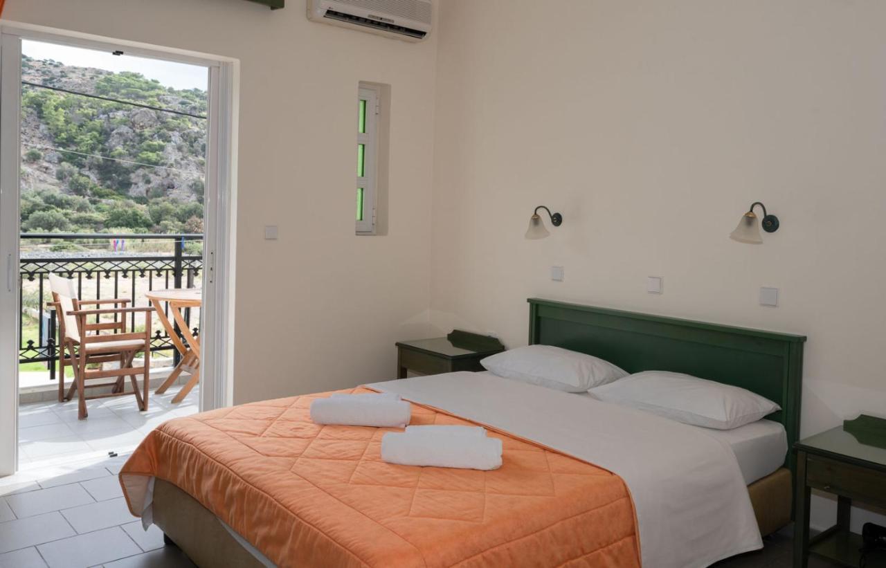 Aretousa Apartment *