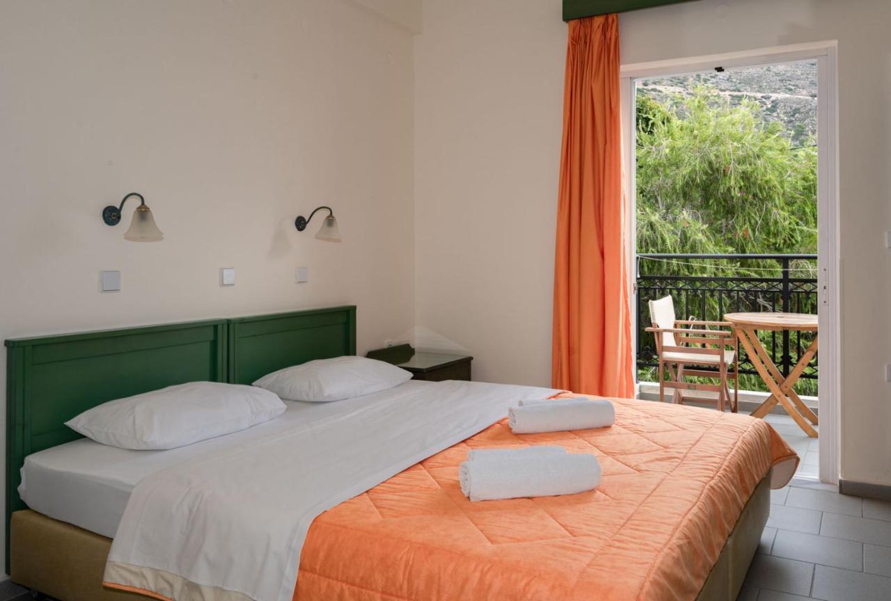 Aretousa Apartment *