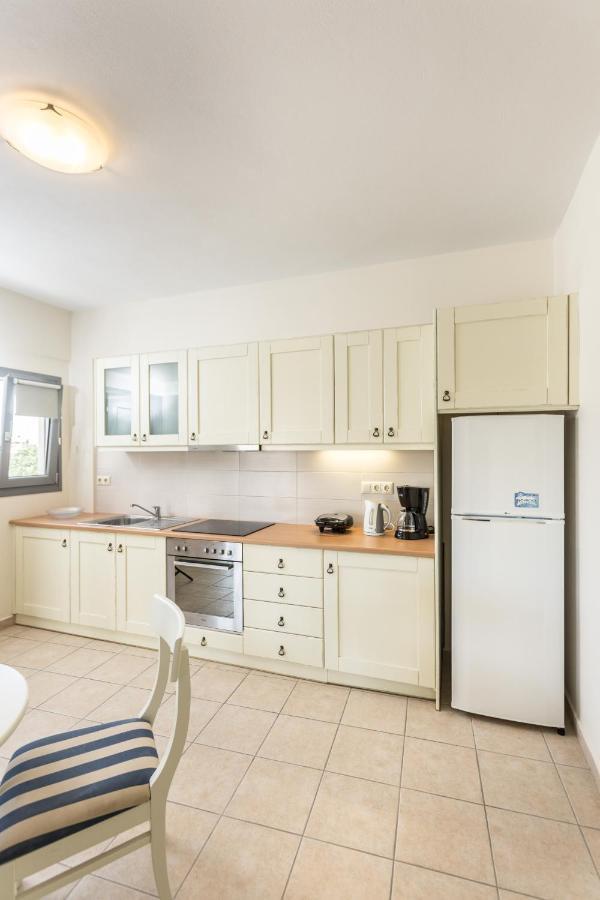 Iliada Villas Aparthotel 3*