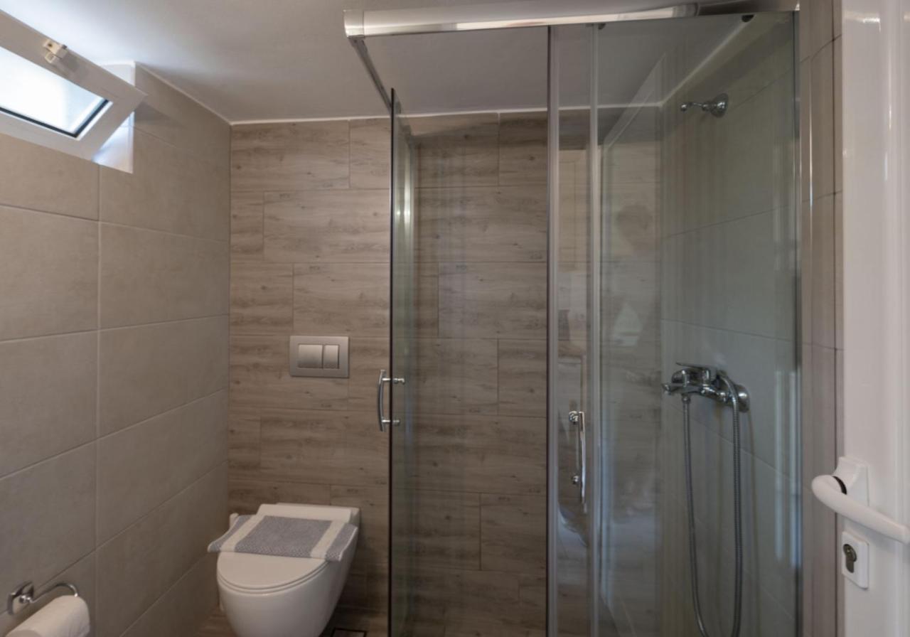 Apartment Aretousa *