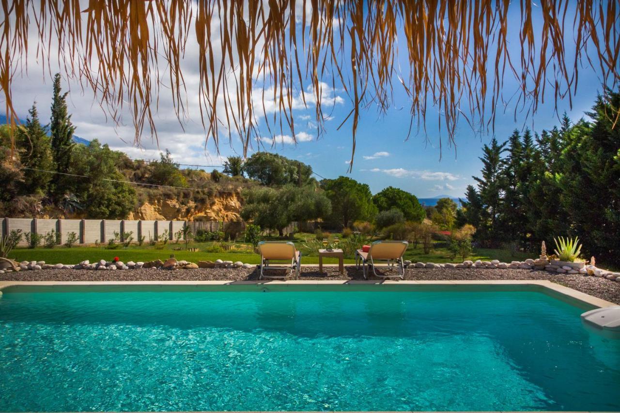 Driftwood Villa Karavados