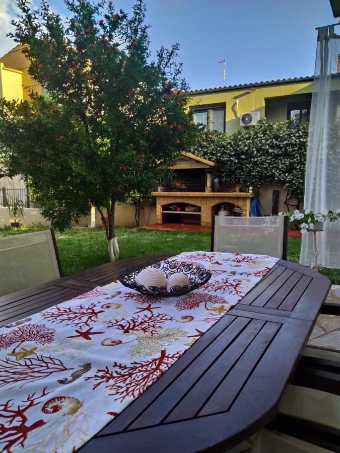 Apartment Sea And Garden Palaiontsiflikion