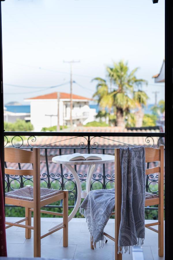 Guest house Socrates Laganas