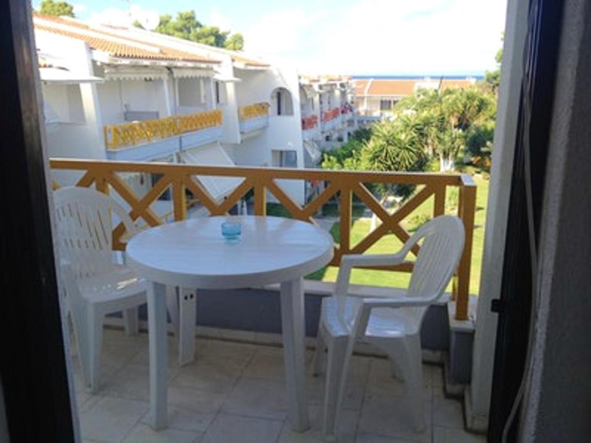 Charming In With Sea View 60 M² Apartment *