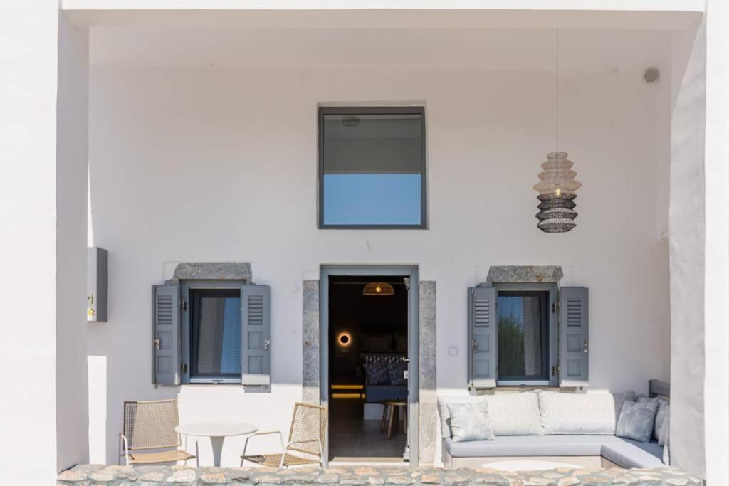 Casa Tholari Al Mare * Pera Gyalos