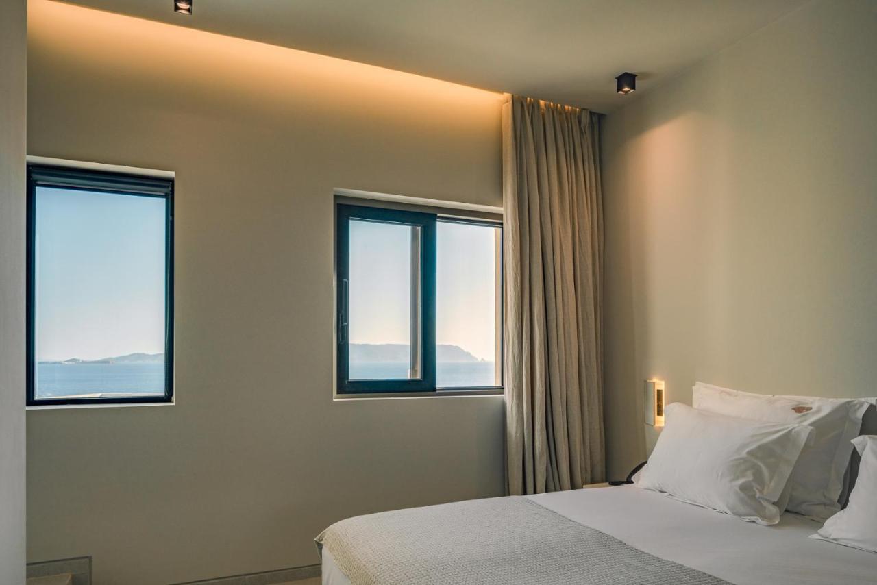 Milos Cove Hotel 5*