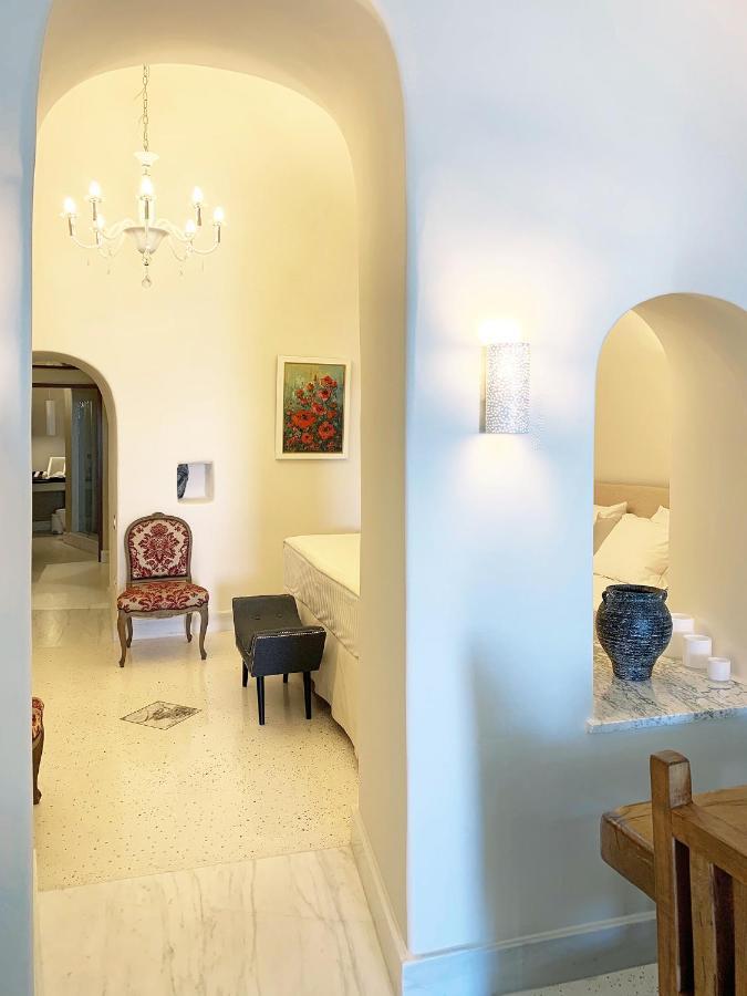 Luxury Blue Dome Santorini Villa