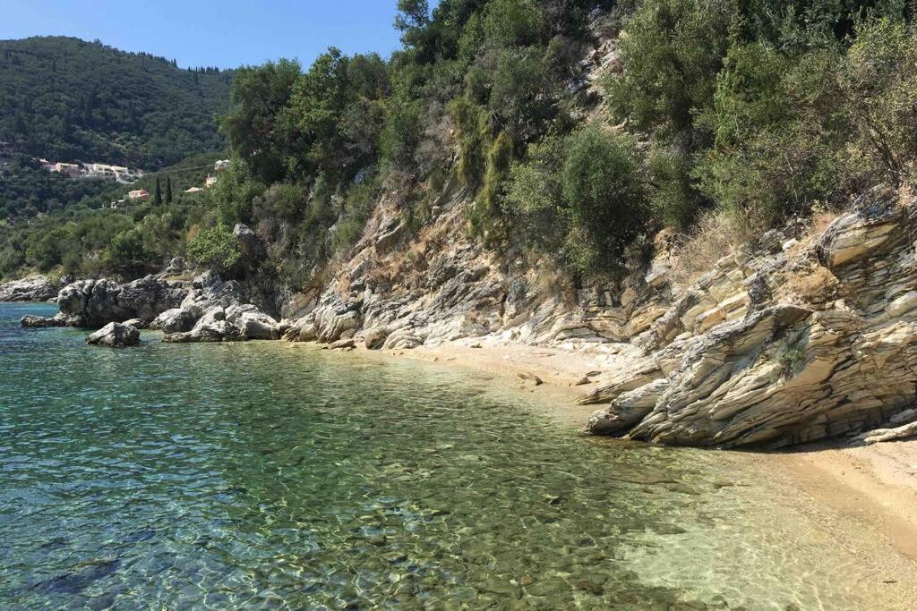 Villa Kala.mia Charming Sea View