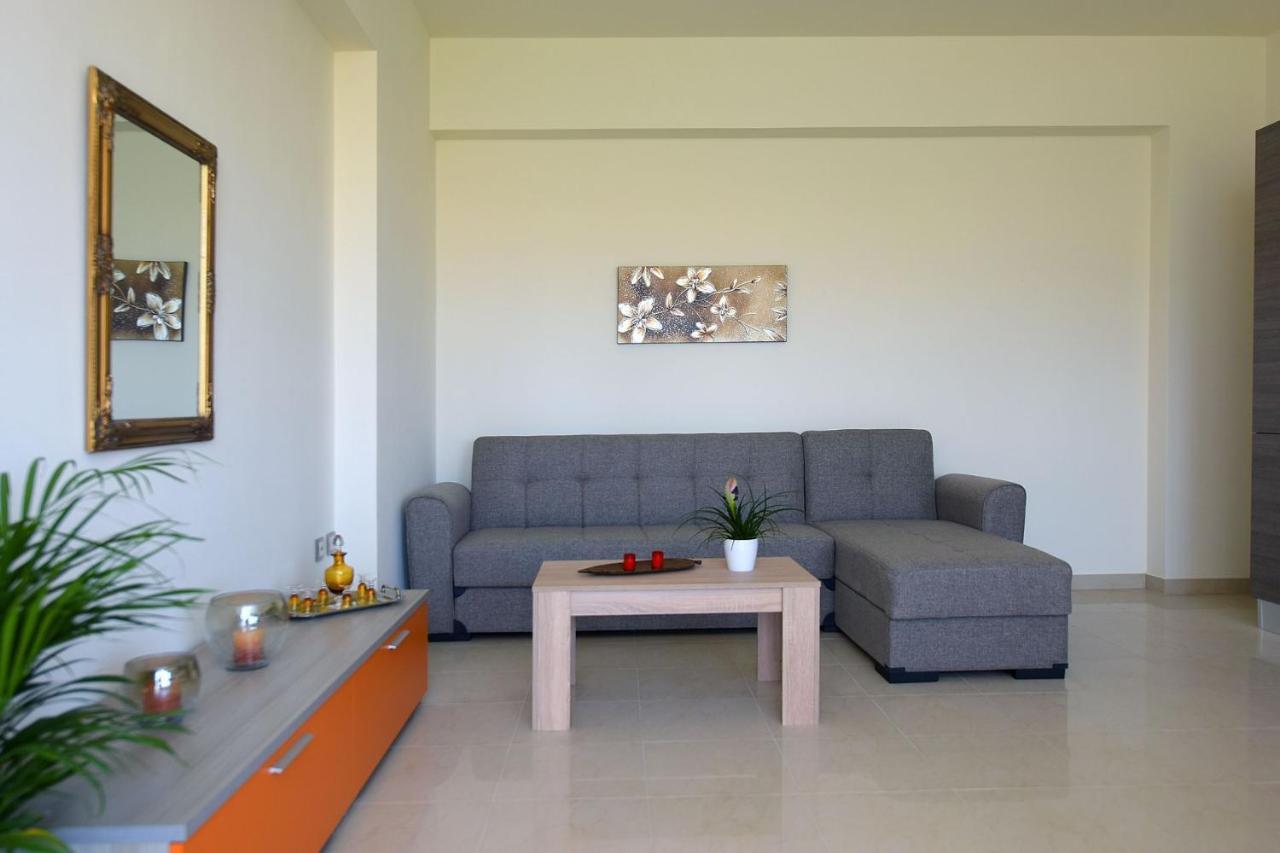 Stelia Luxury