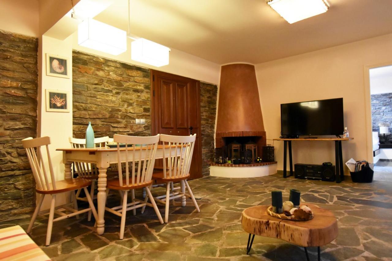 Family With A Fantastic Sea View, 5 Minutes From The Beaches Koundouros