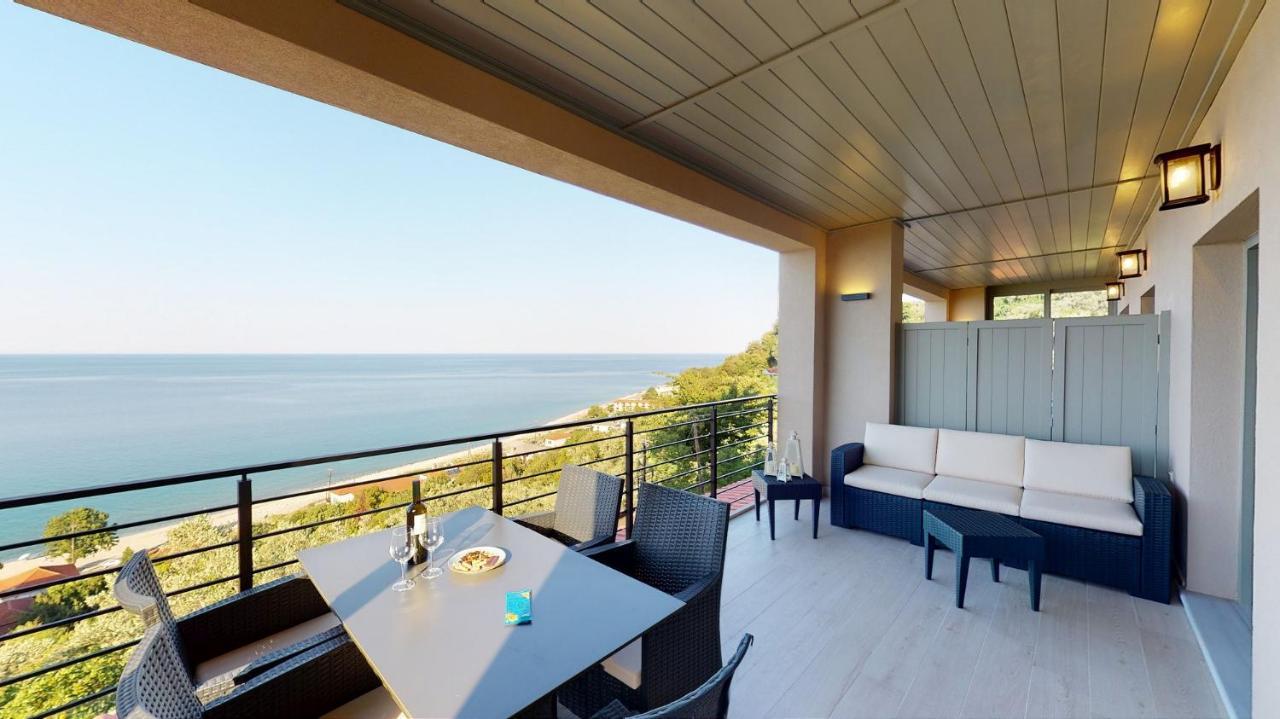 Kallia Suites- Chorefto * Chorefton