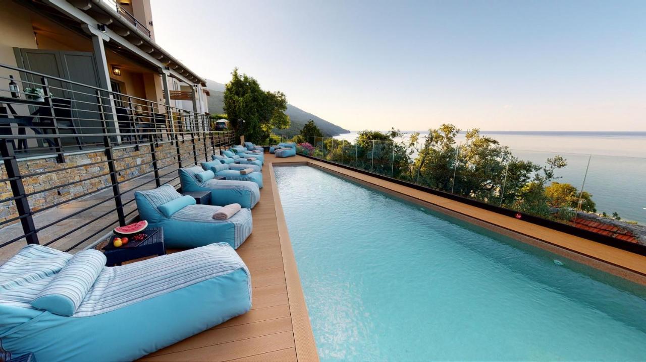 Aparthotel Kallia Suites- Chorefto