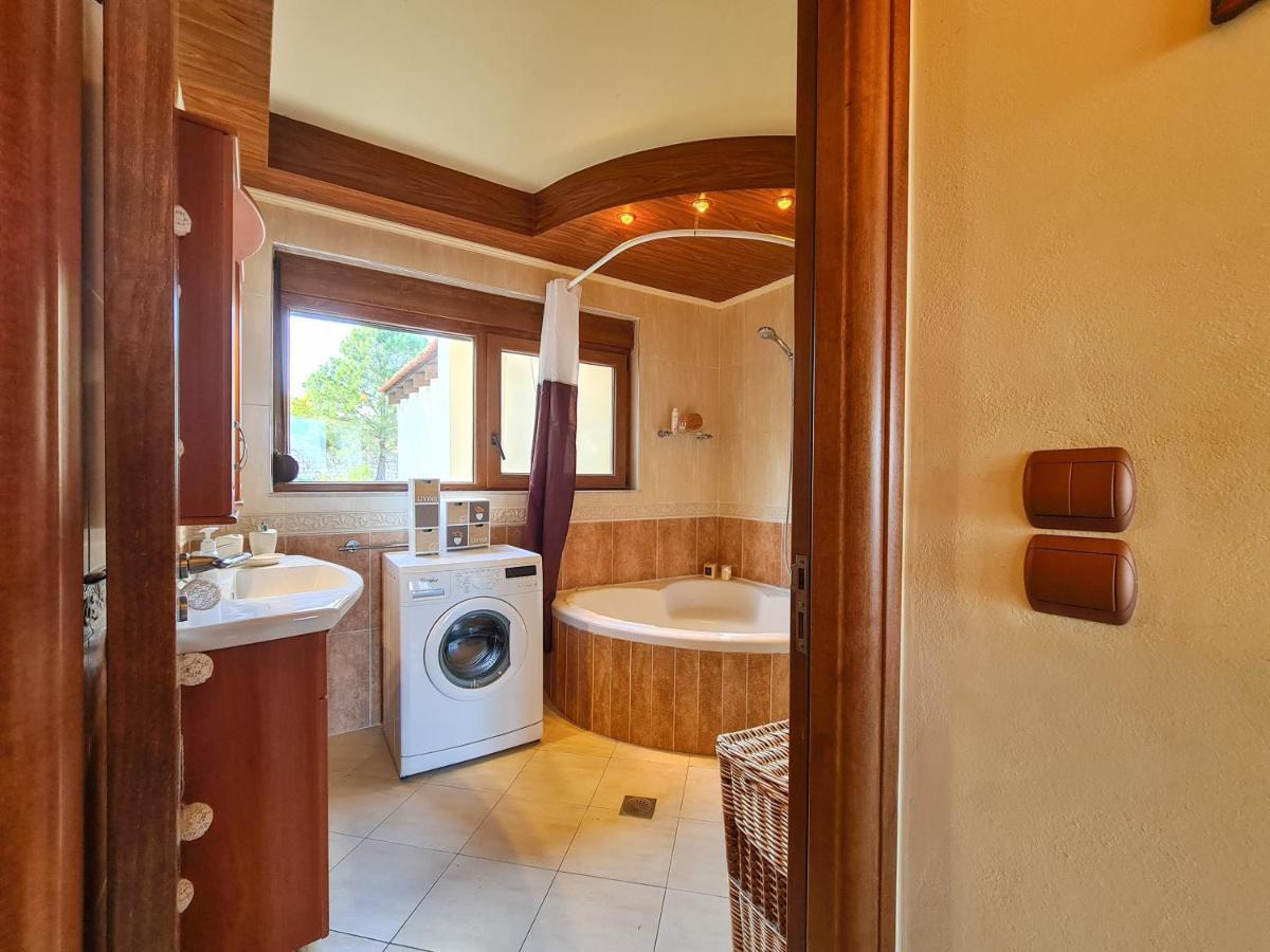 Colonial View Apartment