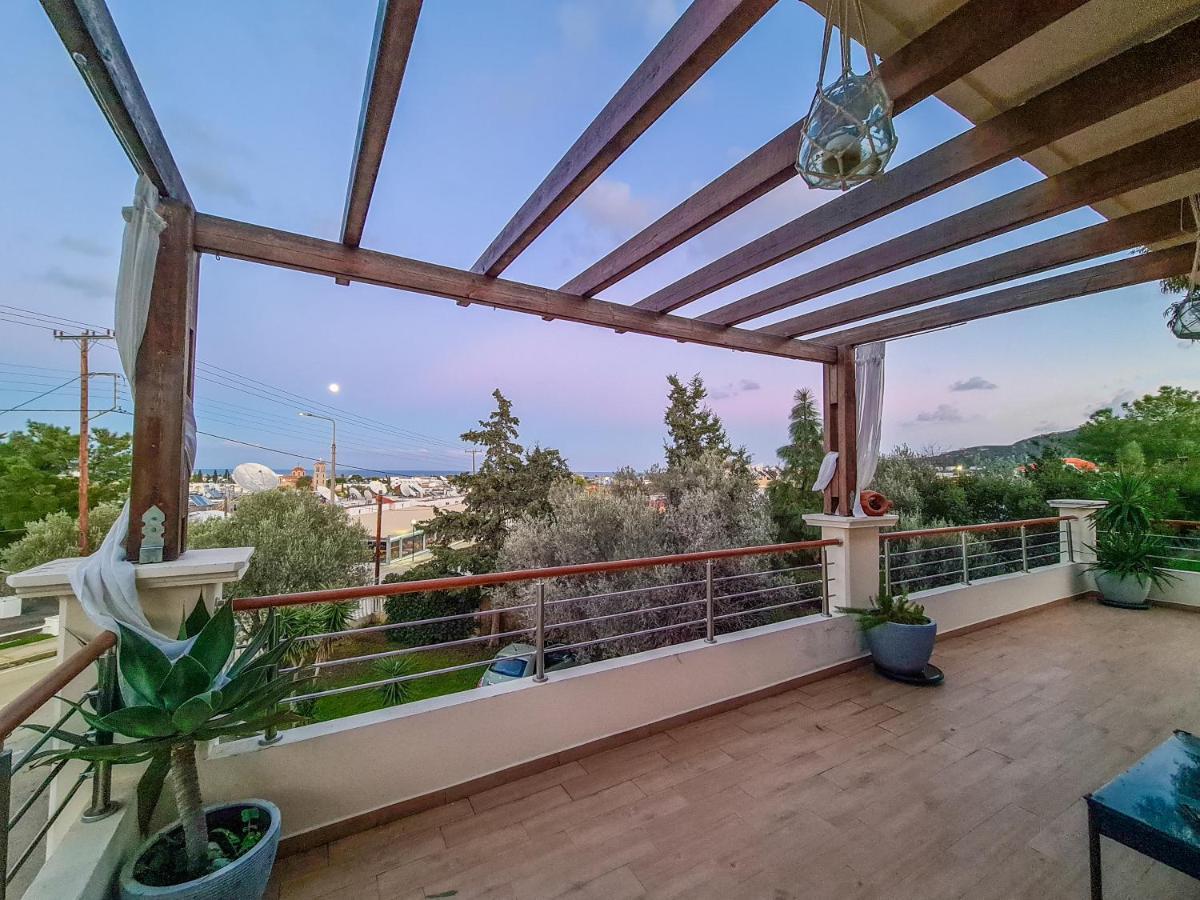 Apartment Colonial View *