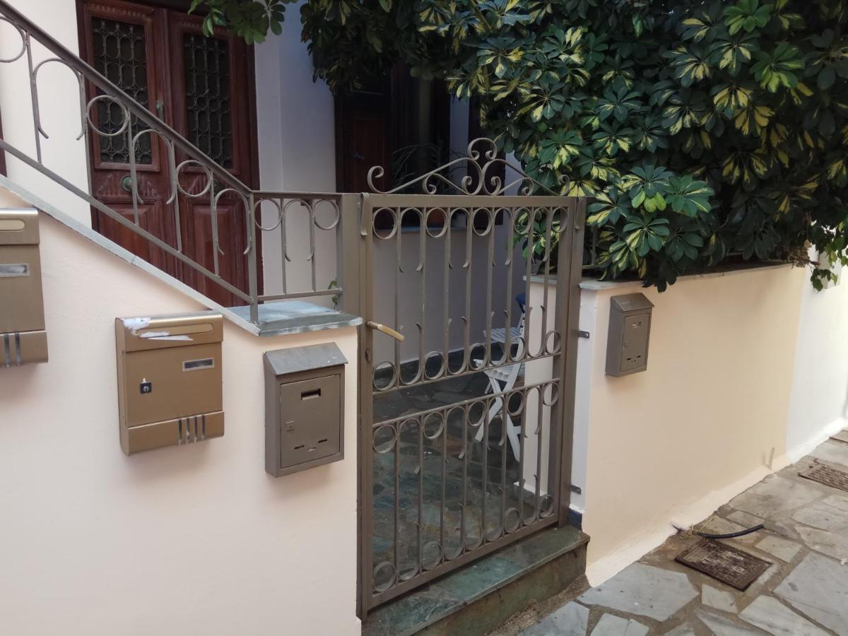 Small Sweet Romantic Apartment Ermoupoli