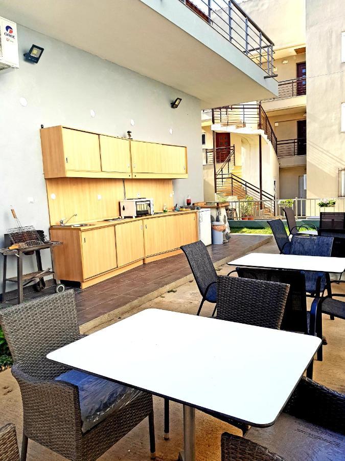 Isi Apartment *