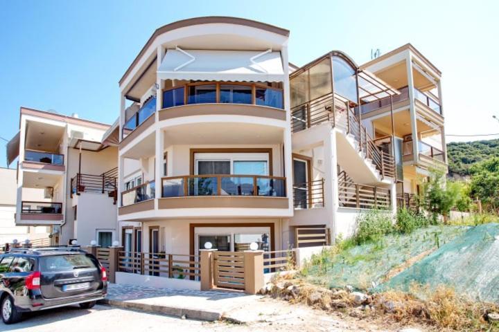 Apartment E & M Nea Iraklitsa