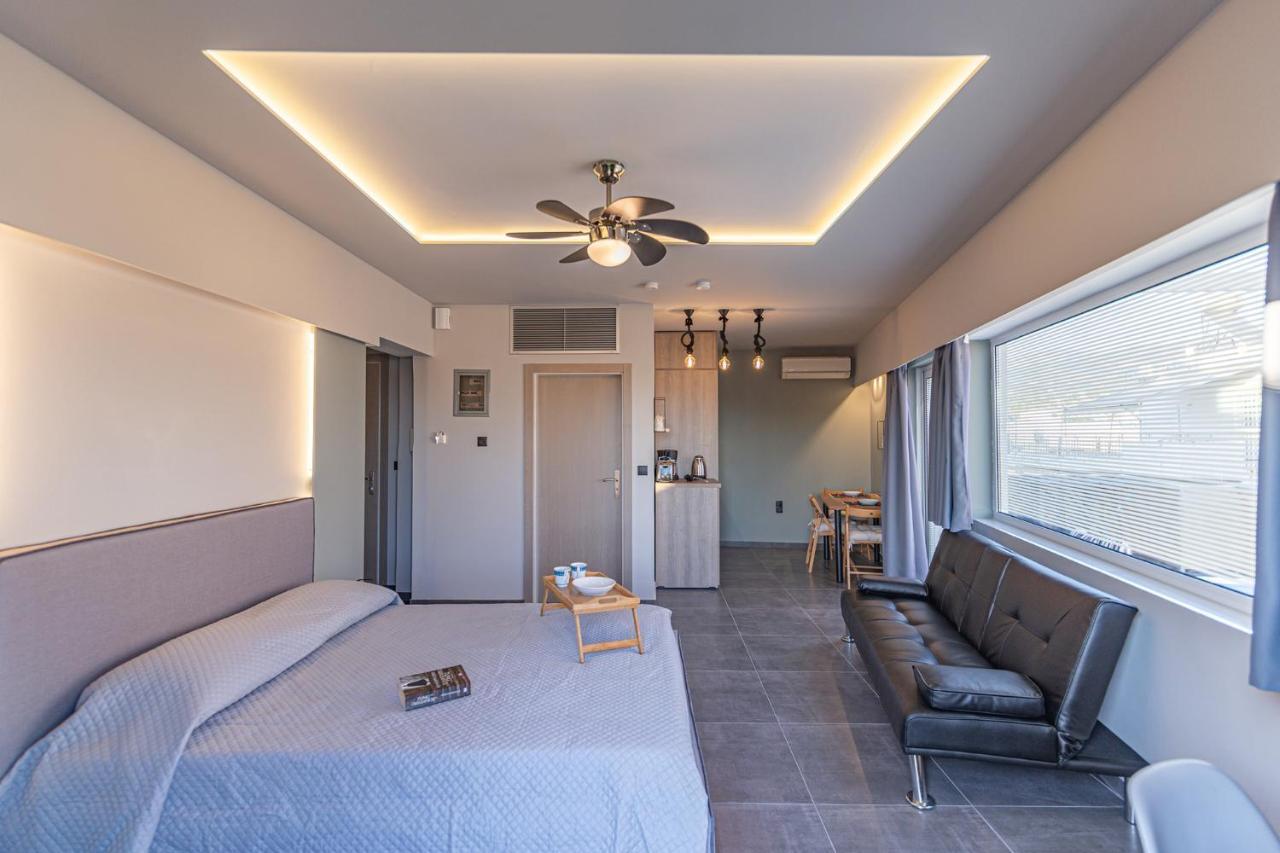 Apartment Tiny Penthouse, Big Terrace Kalamata