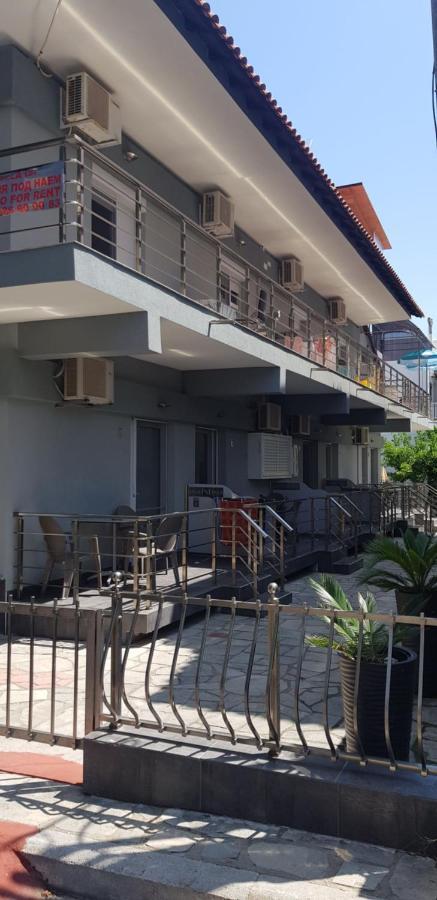 Isi Apartment *