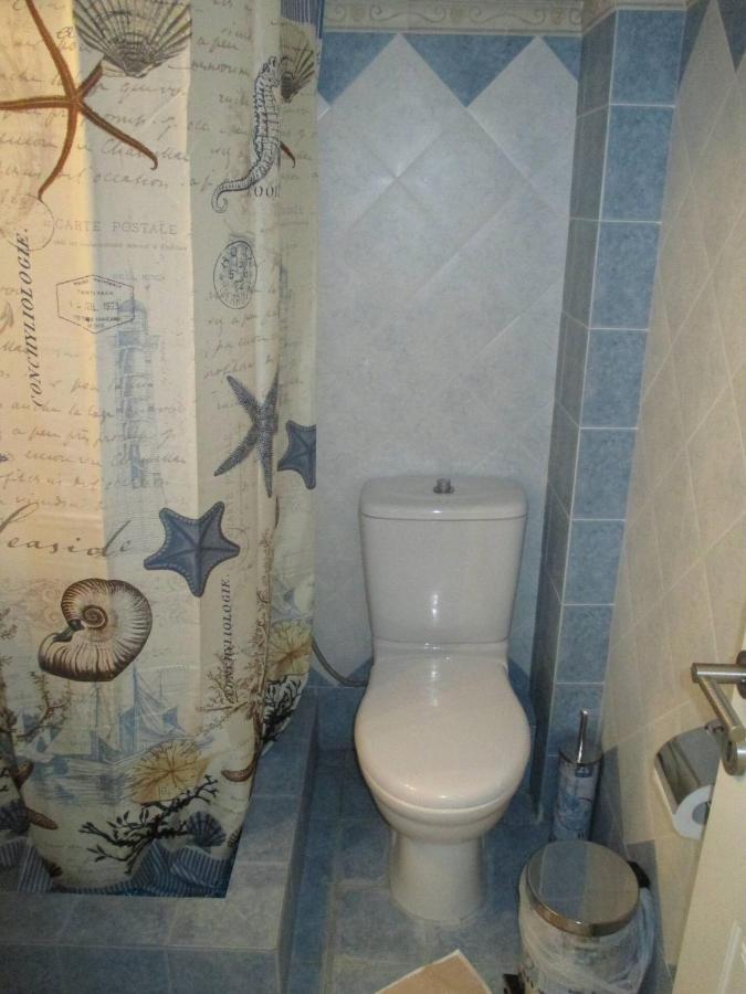 Seaside House 2 *